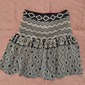 2/30$ Ruffles brown short skirt small